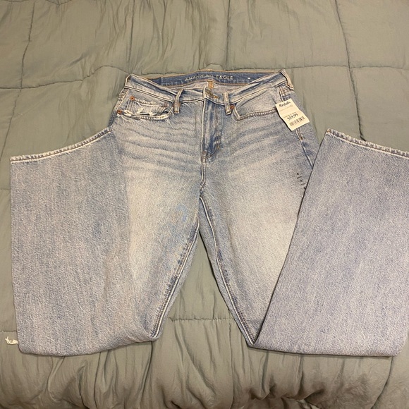 American Eagle Boot Cut Ripped Jeans - Picture 3 of 10